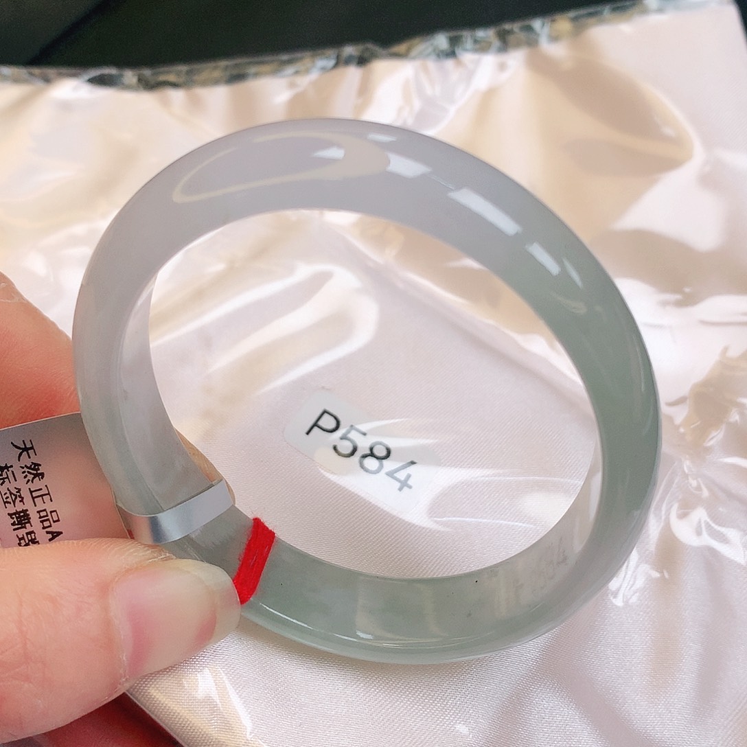 【闪购商品】翡翠手镯未镶嵌缅甸天然a货翡翠