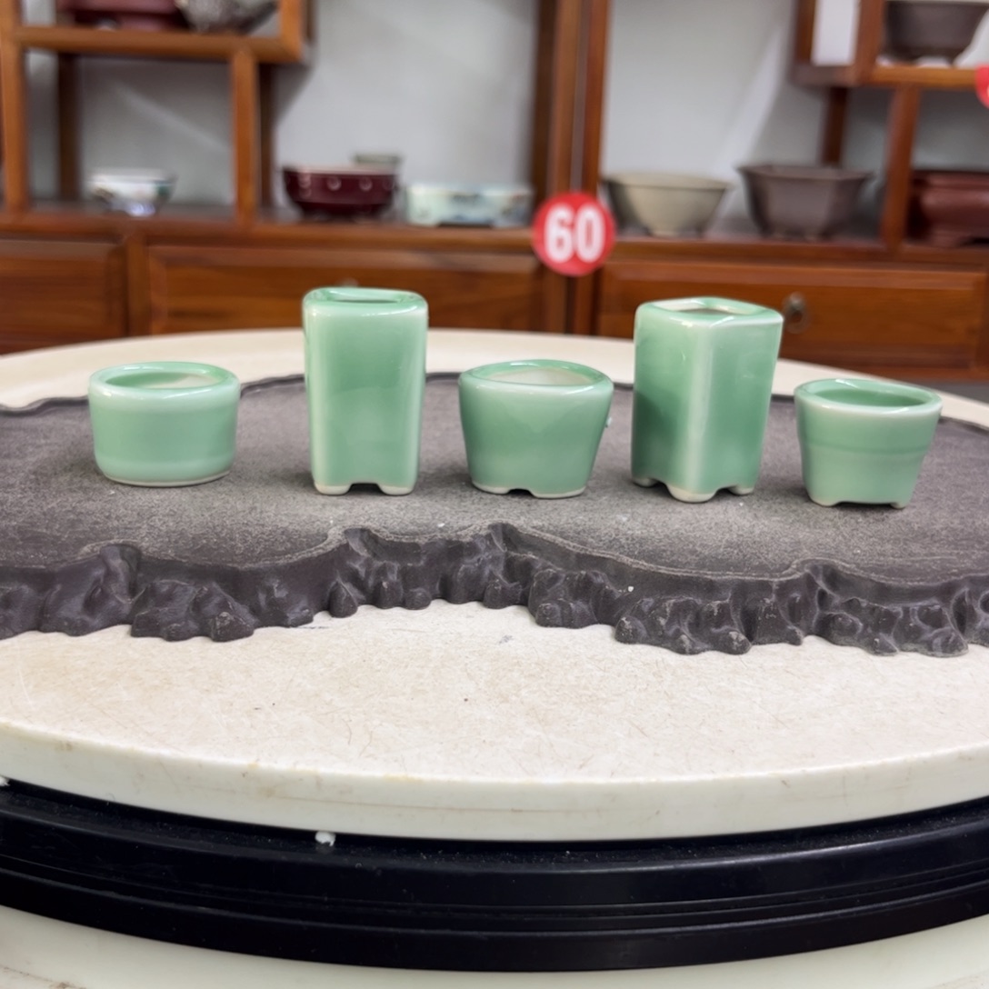 紫砂花盆瑕疵2-5。。2-5。。