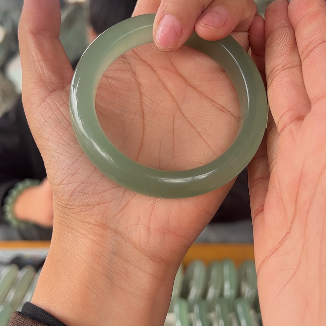 绿东陵冰晴水手镯