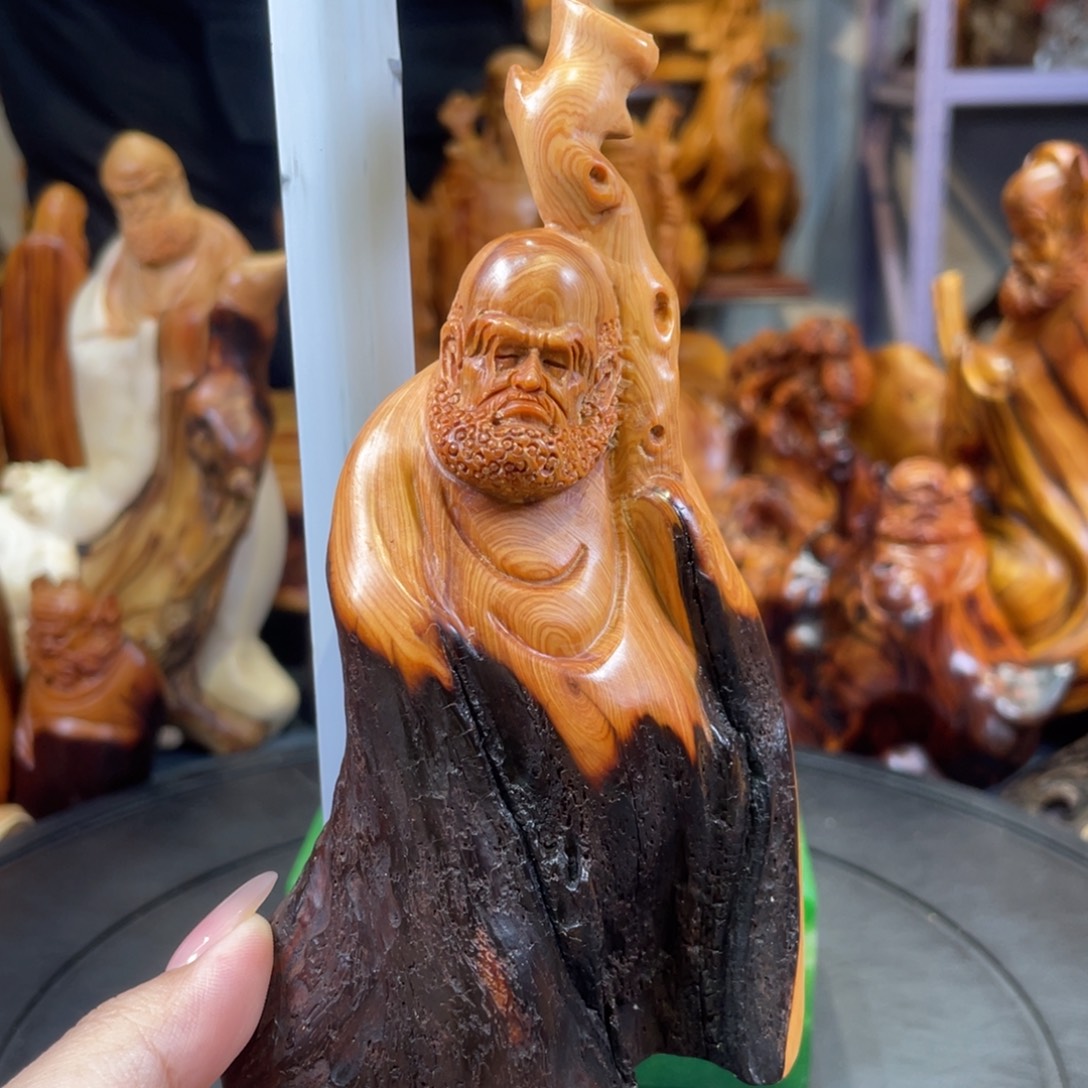 柏木（崖柏）。。。。。。。。