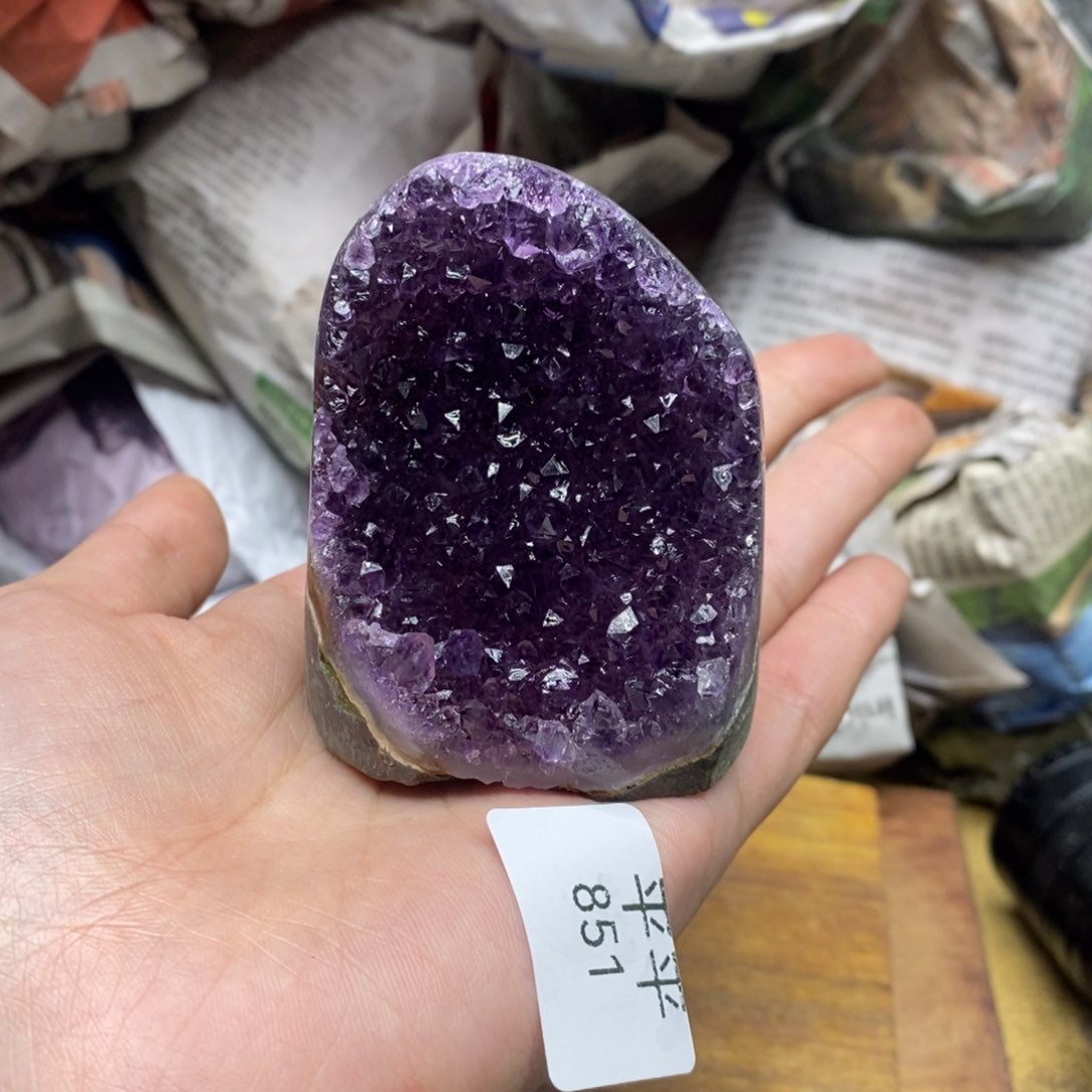 紫晶乌拉圭未镶嵌