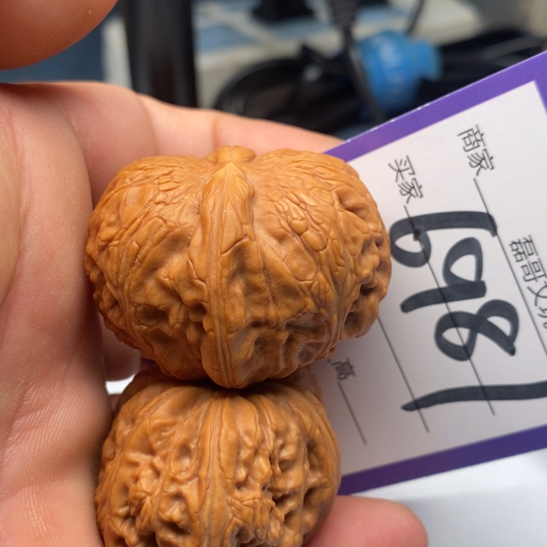 文玩核桃把件6987