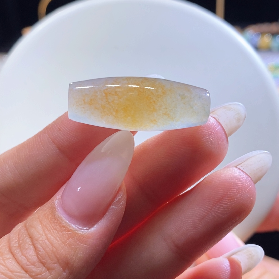 翡翠未镶嵌吊坠(不含链)翡翠高冰黄翡橄榄珠