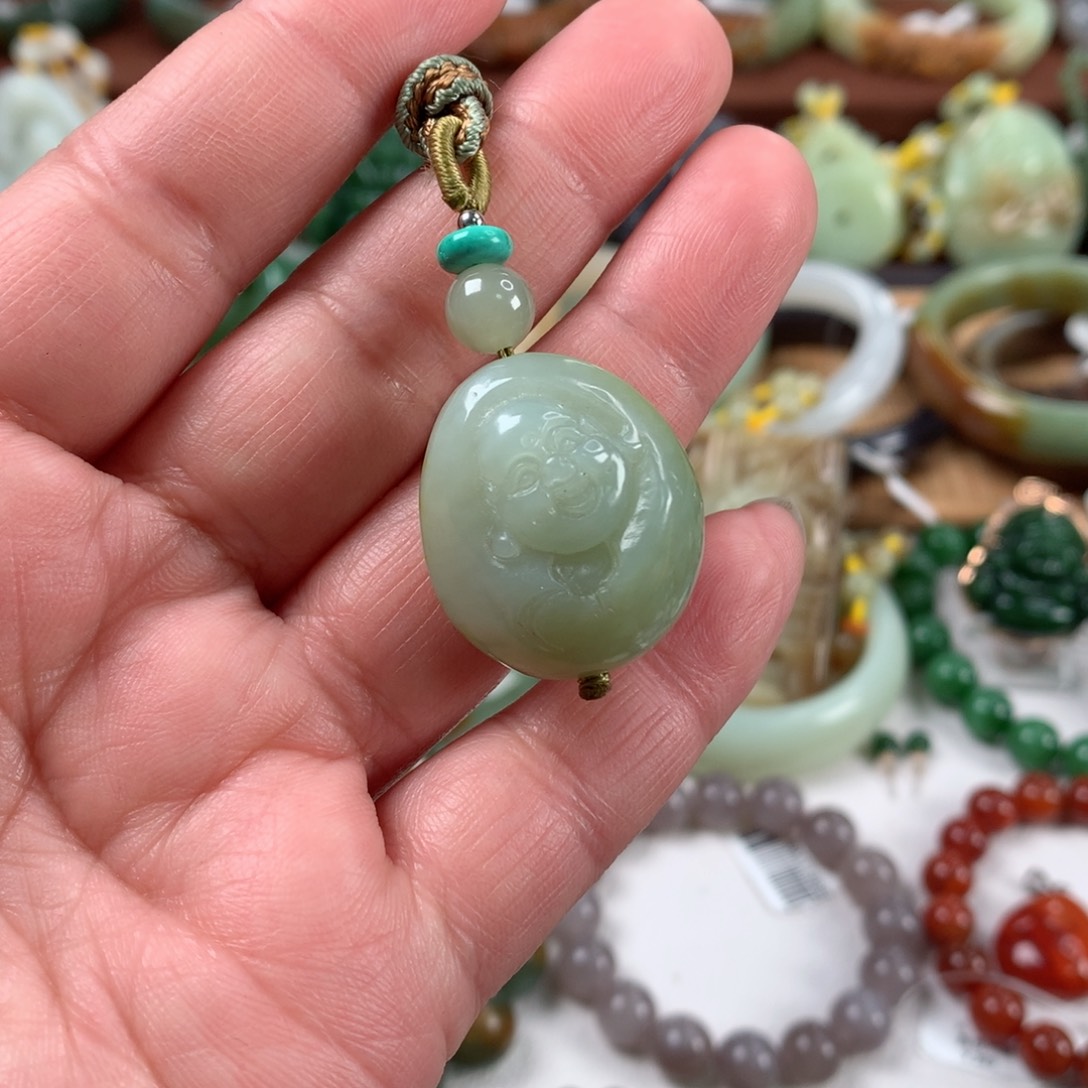 和田玉颈饰未镶嵌