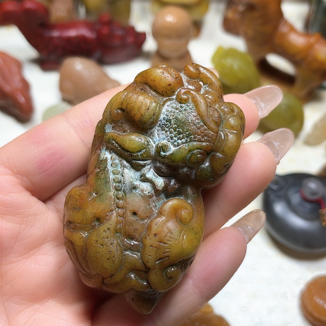 白玉菩提吊坠白玉菩提吊坠