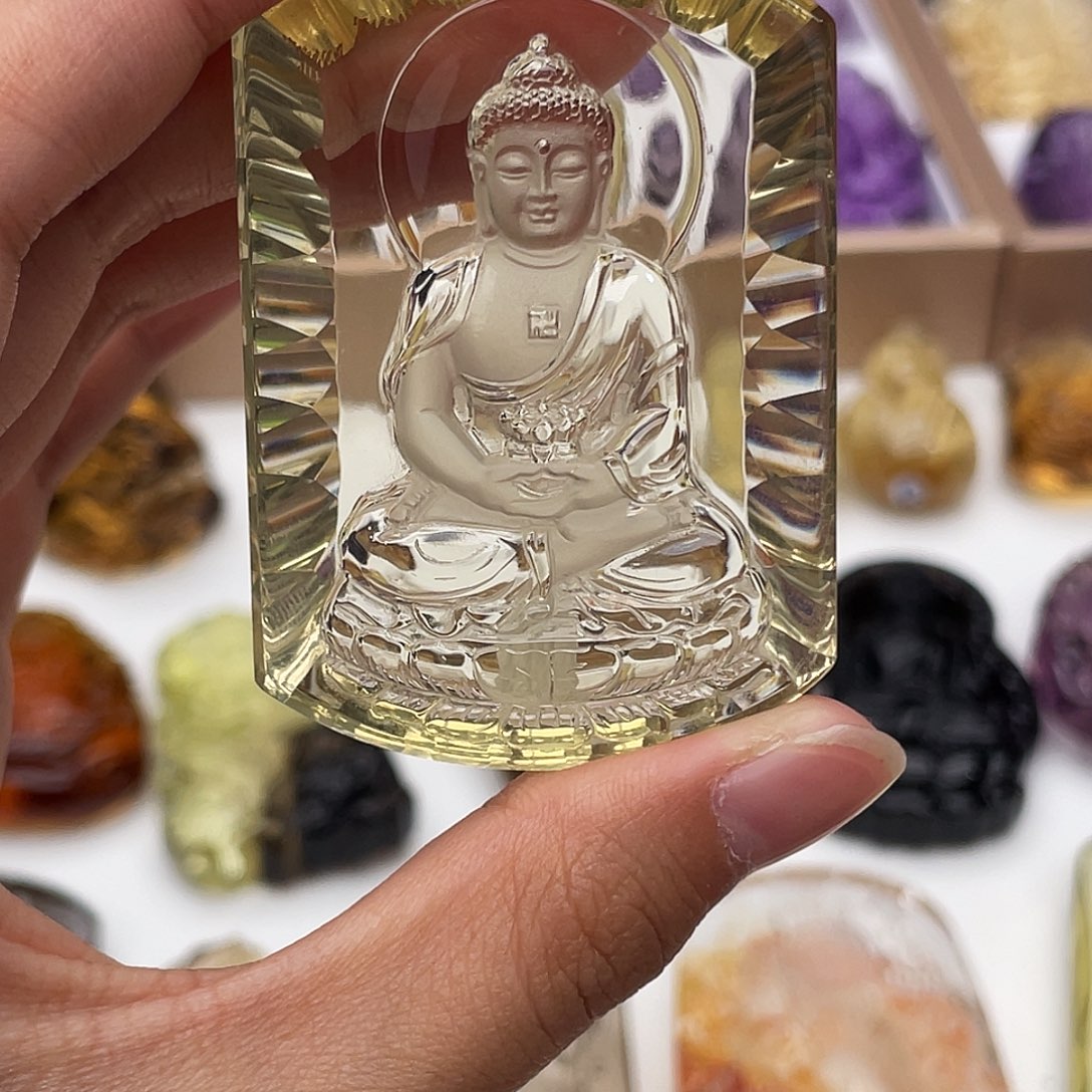 宁***远未镶嵌水晶颈饰定制吊坠