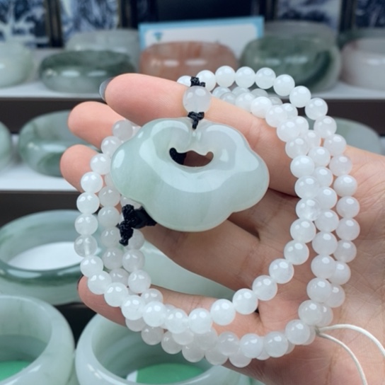石英质玉（金丝玉）未镶嵌手镯