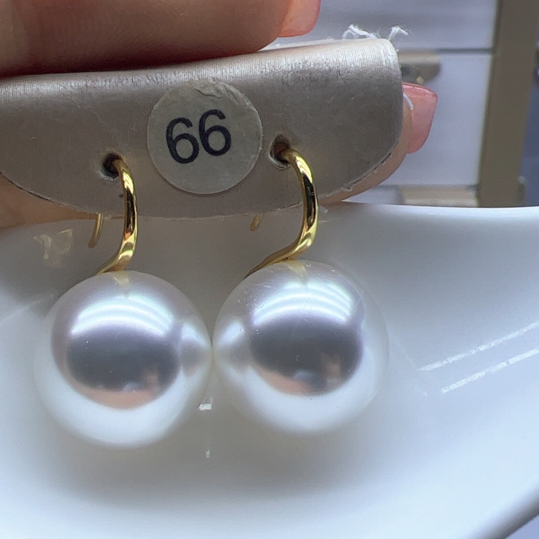 18K金镶嵌淡水珍珠耳饰
