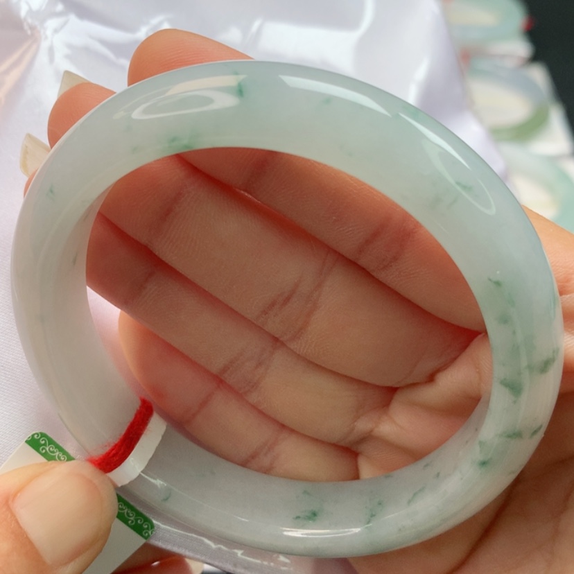 【闪购商品】翡翠手镯未镶嵌天然翡翠手镯