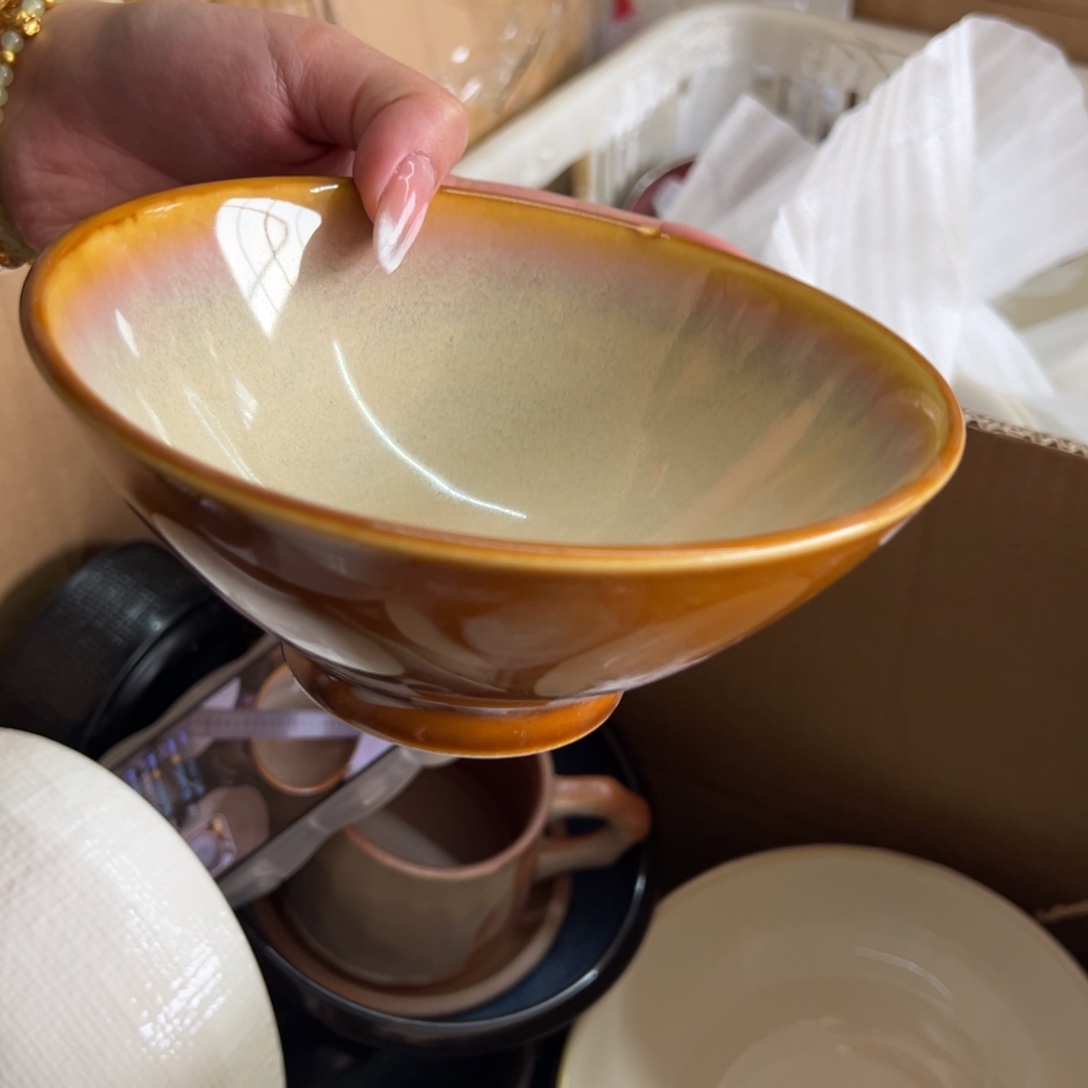 新骨瓷033瑕疵慎拍曼谷棕 有掉釉 6寸斗笠碗