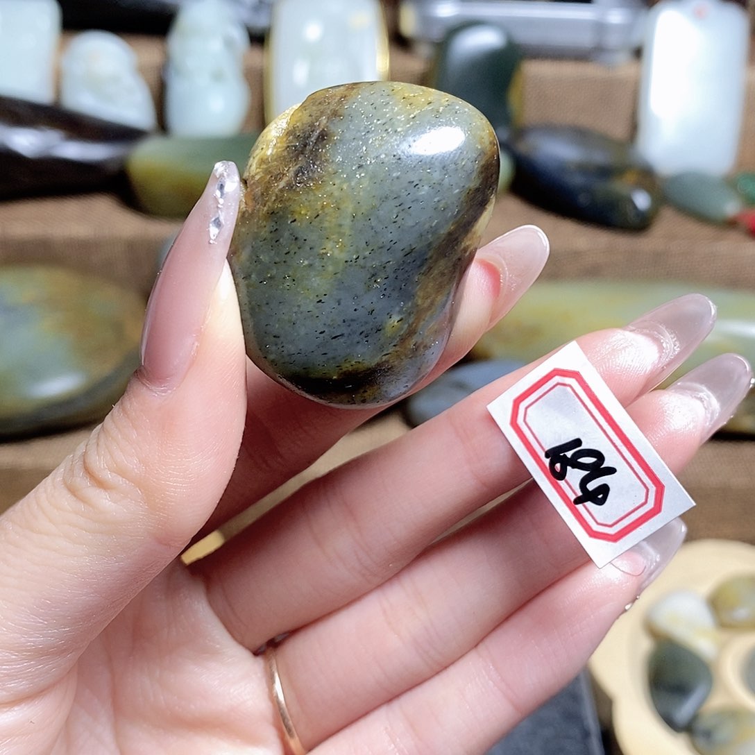 未镶嵌和田玉挂件184