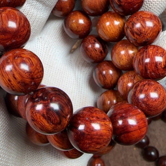 木1.5降真香红降黄油虫蛀圆珠