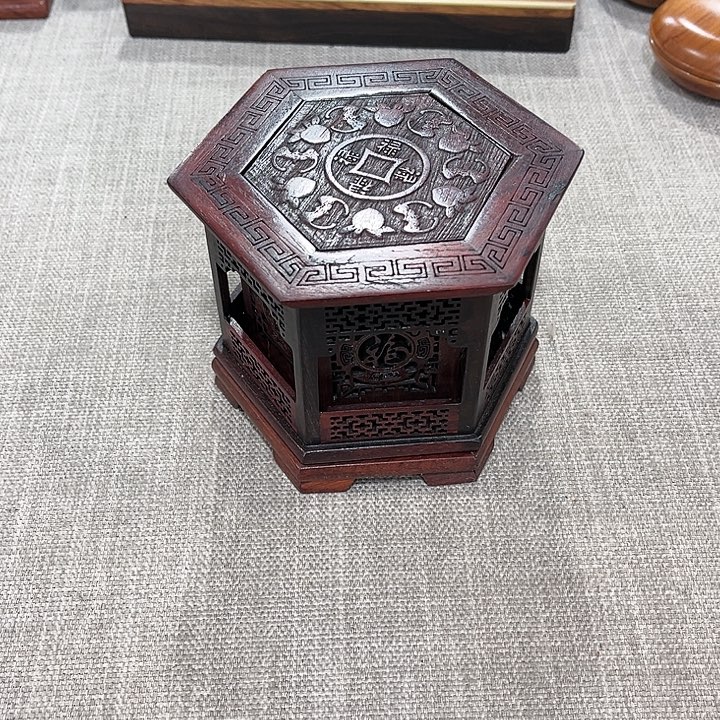 琉璃手工艺品红木工艺品雕刻工艺微暇