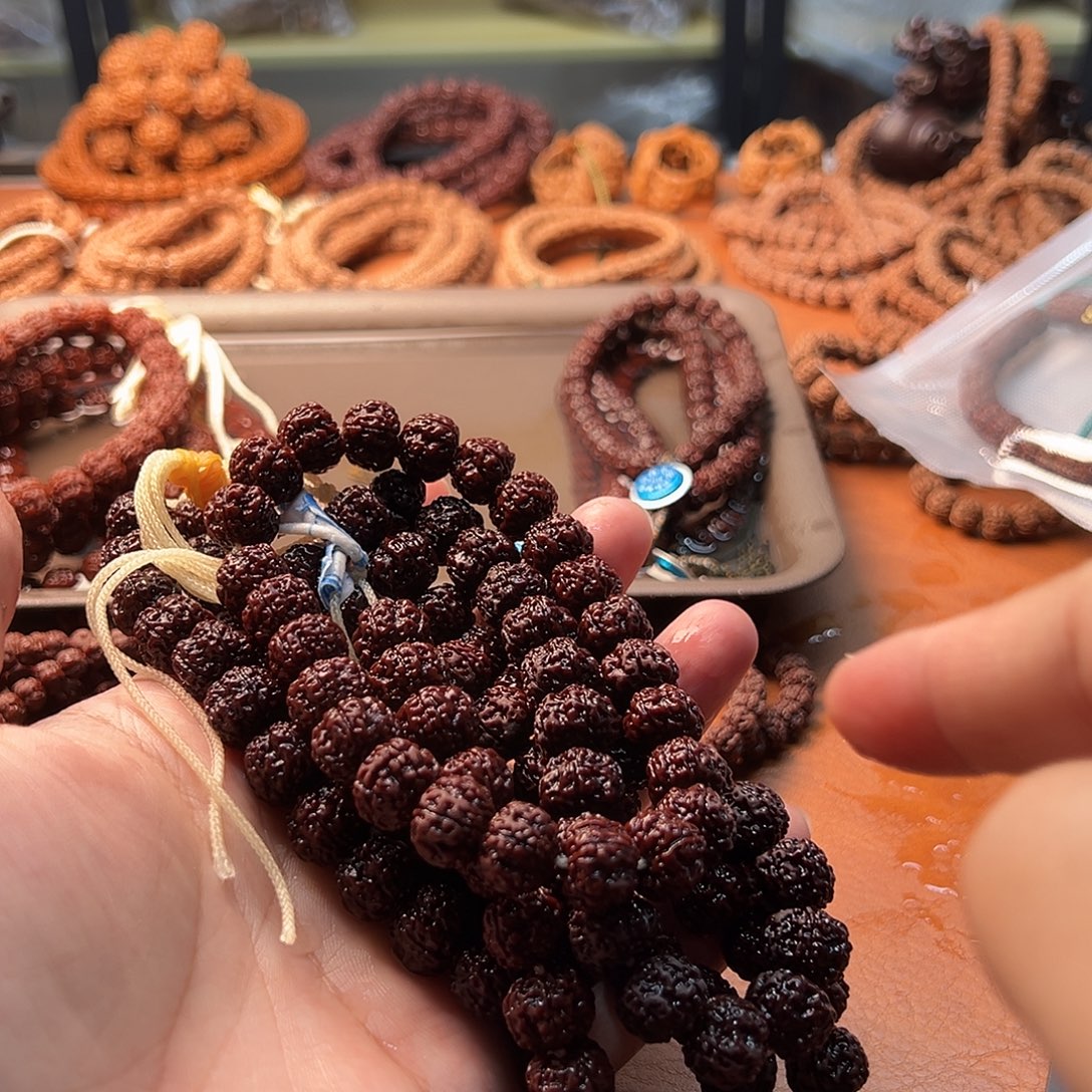 金刚菩提吊坠平细手持12