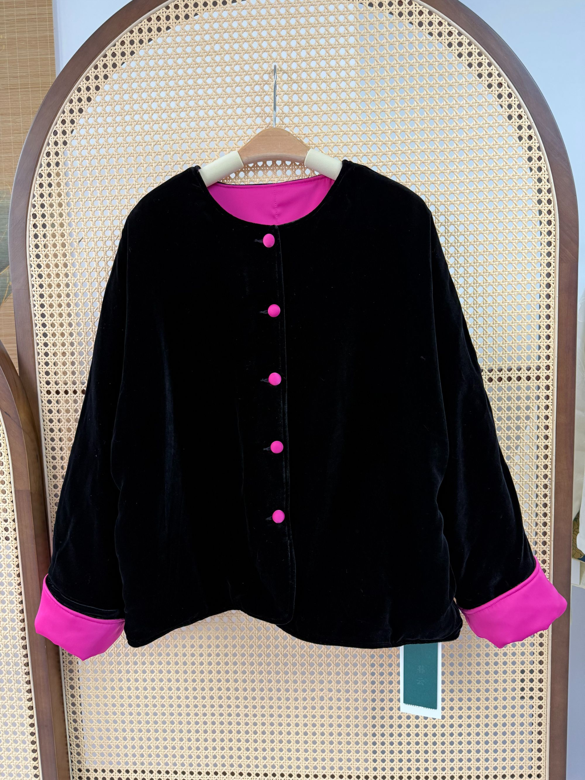 2025新秋冬女常规保暖短外套中式绣花新中式厚款复古