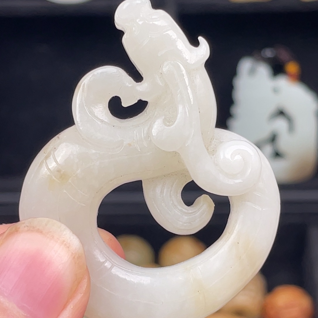 和田玉（糖玉）颈饰未镶嵌