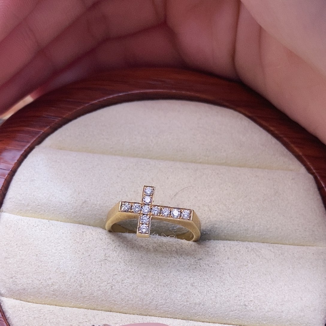 钻石戒指/指环18K金镶嵌十字架戒指k黄14