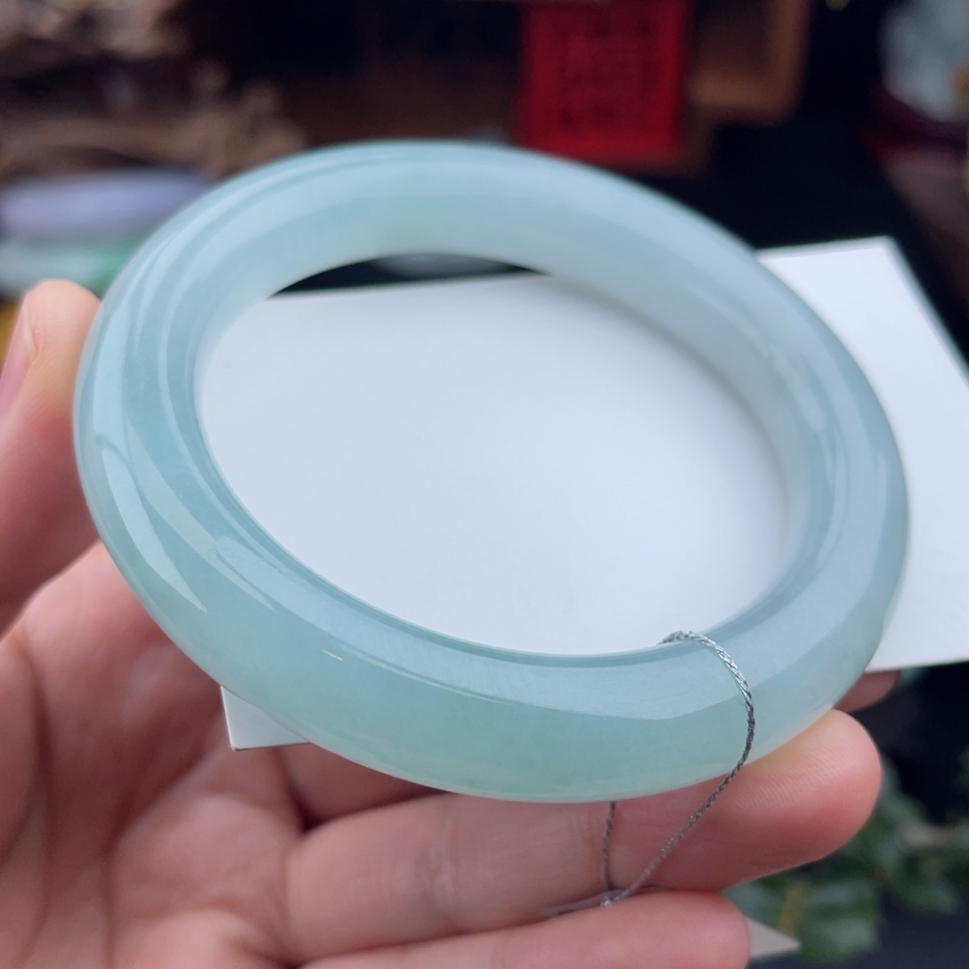 未镶嵌手镯（圆镯）翡翠蓝胶