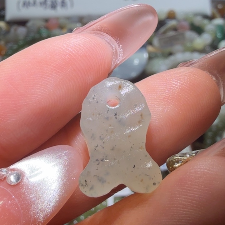 和田玉未镶嵌珠宝半成品