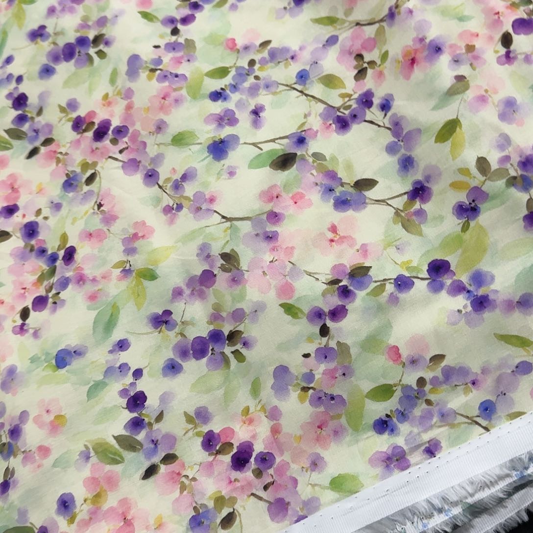 60支纯棉高密贡缎1米长X1.5米宽地卷