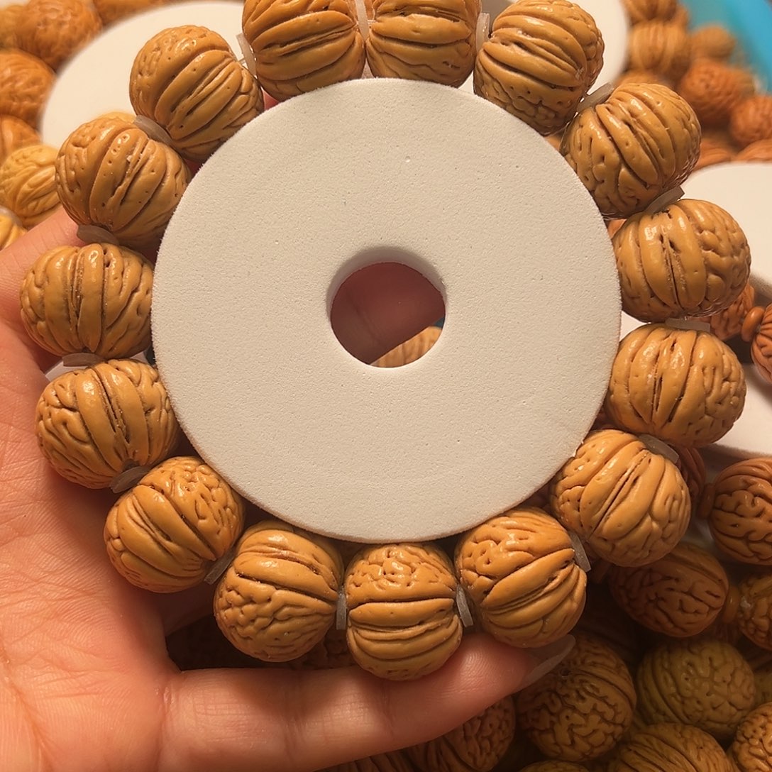 吊坠桃核白月光20