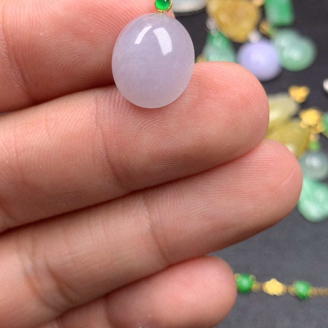 【闪购商品】颈饰18K金镶嵌翡翠翡翠