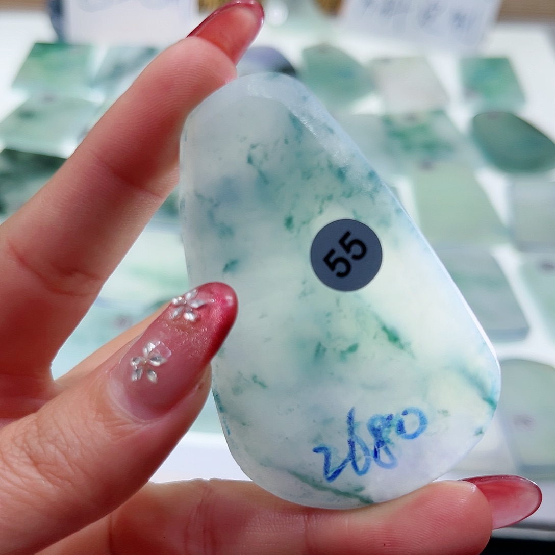 定制翡翠未镶嵌翡翠