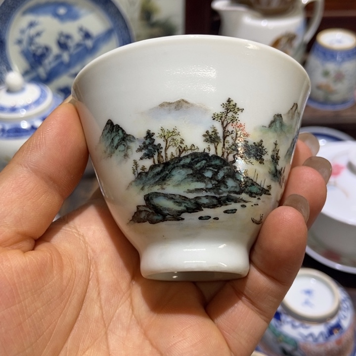 旅***轻陶瓷艺术品的制作