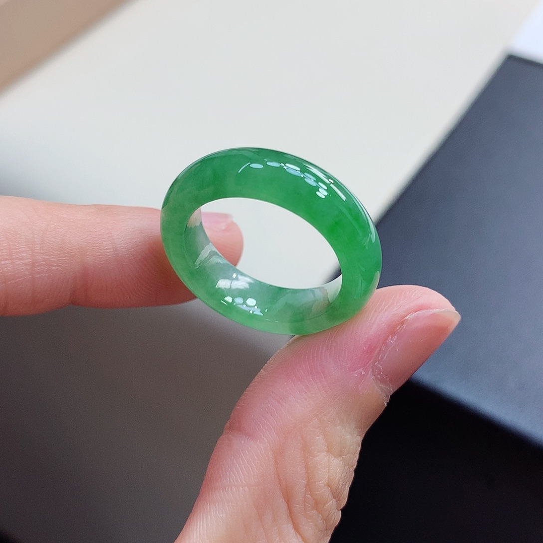 翡翠戒指未镶嵌18号