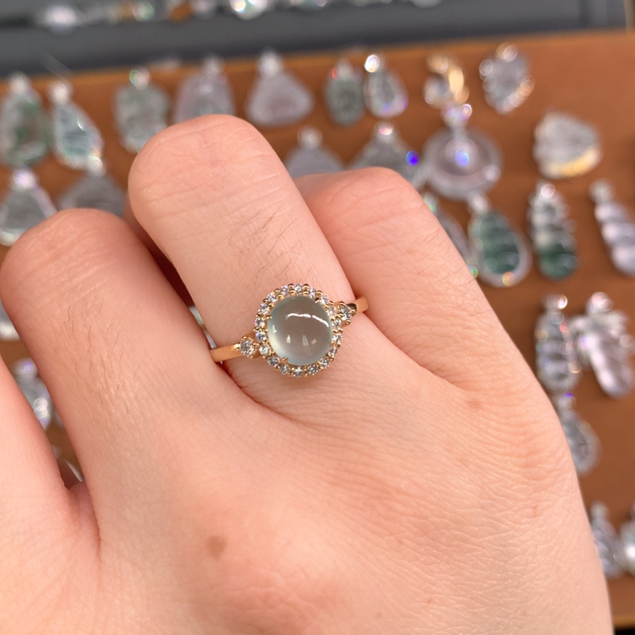 【闪购商品】翡翠18K金镶嵌戒指晴底戒指