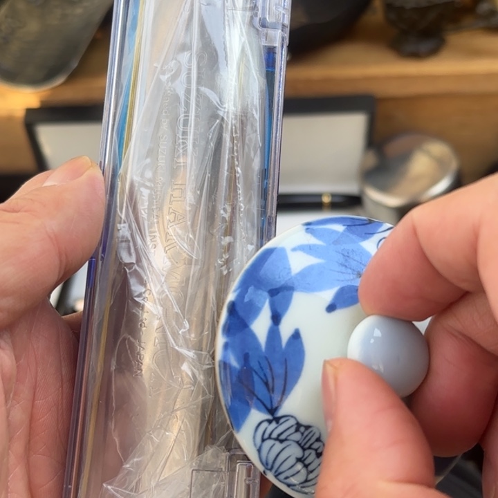 瓷片hhhfdftuhjskjsgguu