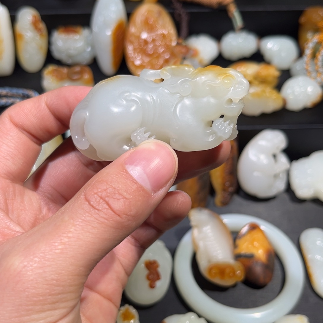 颈饰未镶嵌和田玉先**甜