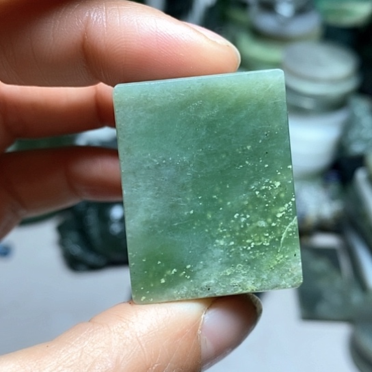 未镶嵌和田玉（糖玉）珠宝半成品