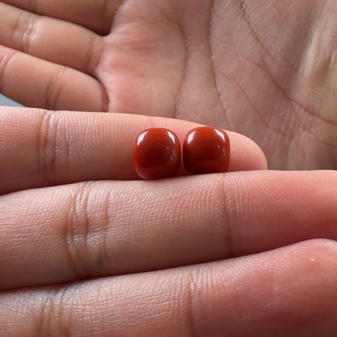 南红玛瑙未镶嵌老型对珠8.8*8mm