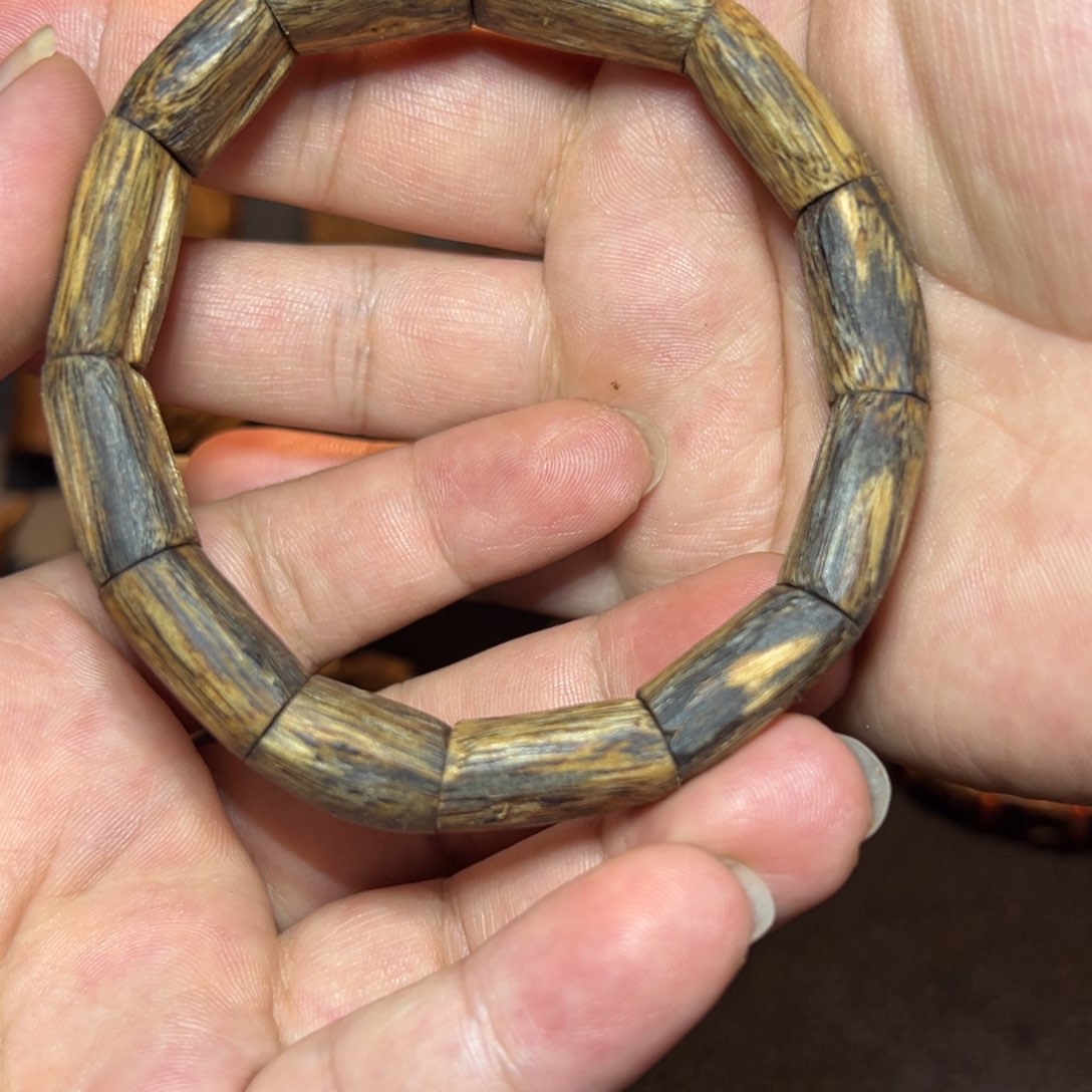 沉香碎屑沉香绿棋