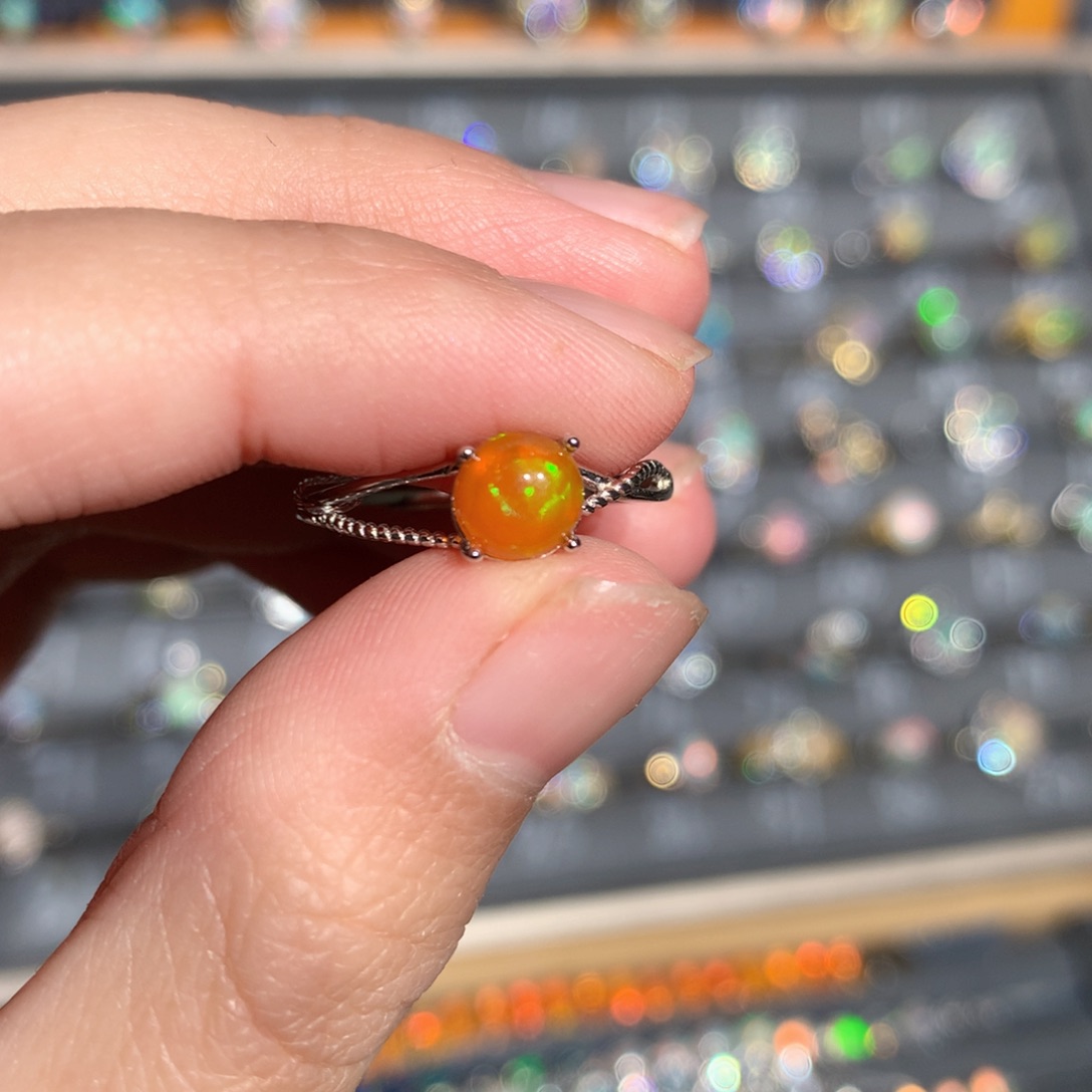 银S925镶嵌欧泊欧泊戒指y