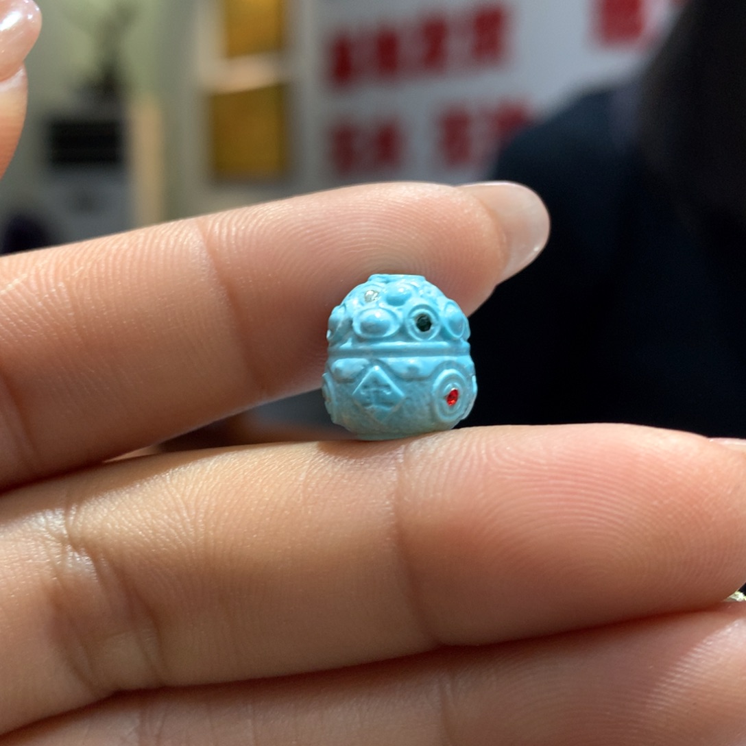 绿松石配饰未镶嵌