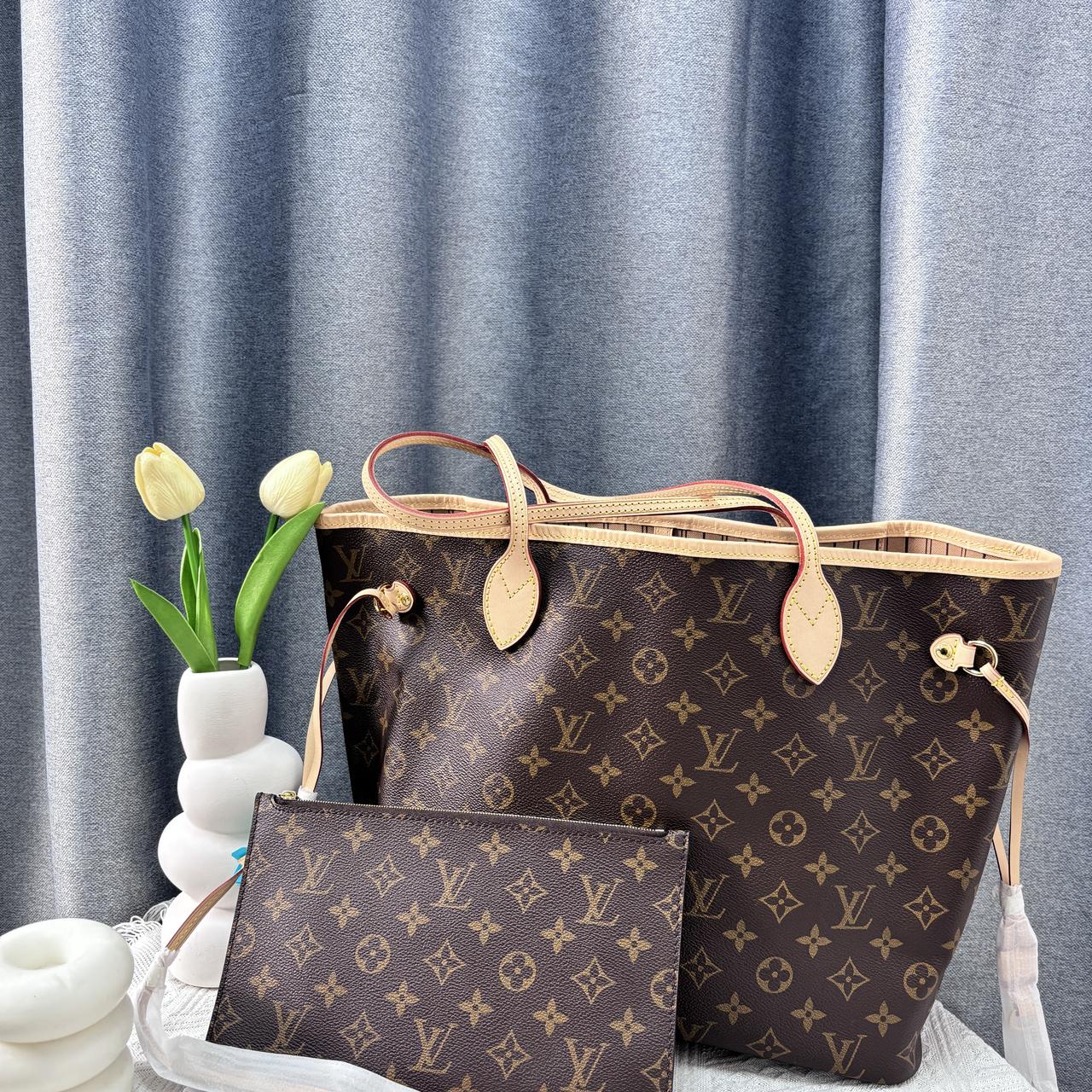 lvneverfull中号包米色内里65566369LV女包