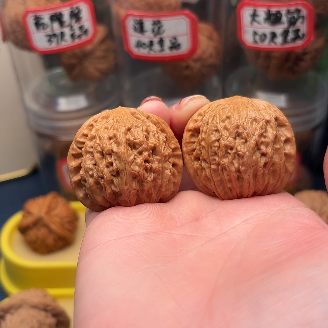 风***时文玩核桃吊坠铁锤