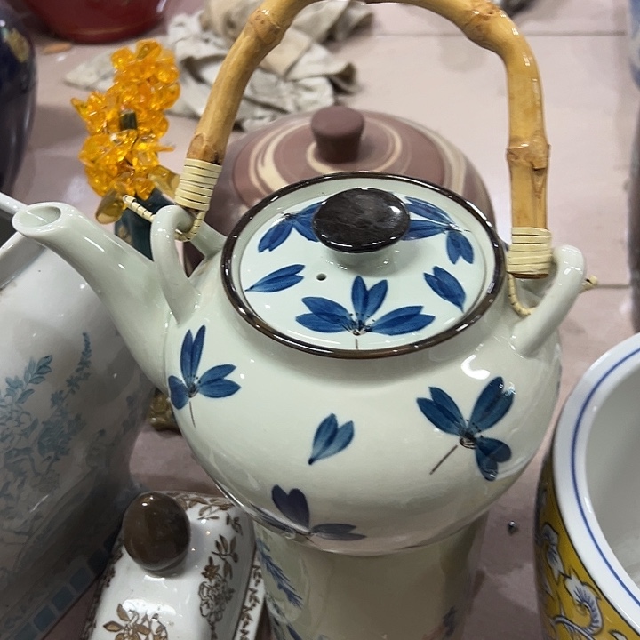 瓷片瑕。。。。。。。。。。。。。。。