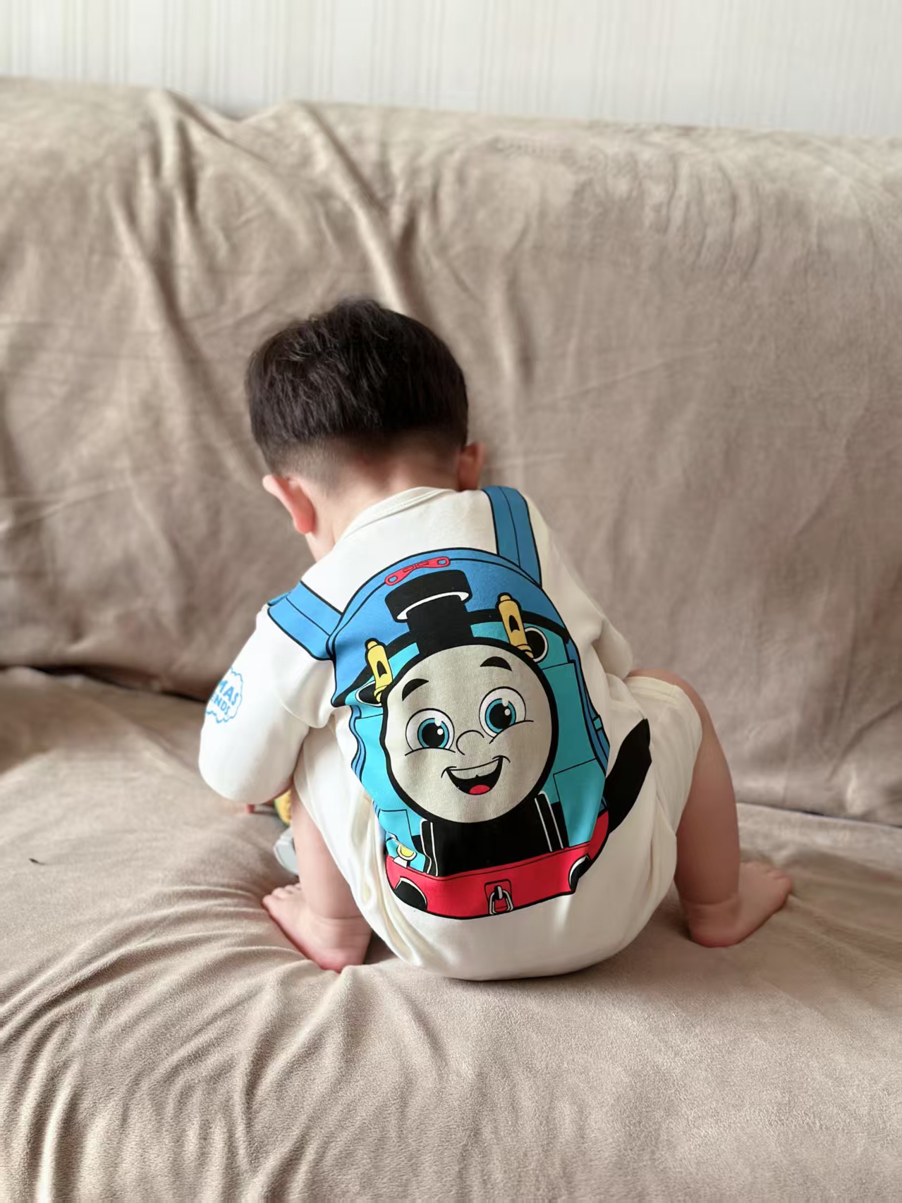 可爱托马斯夏季短爬