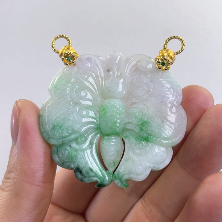 翡翠吊坠(赠链)未镶嵌代编织