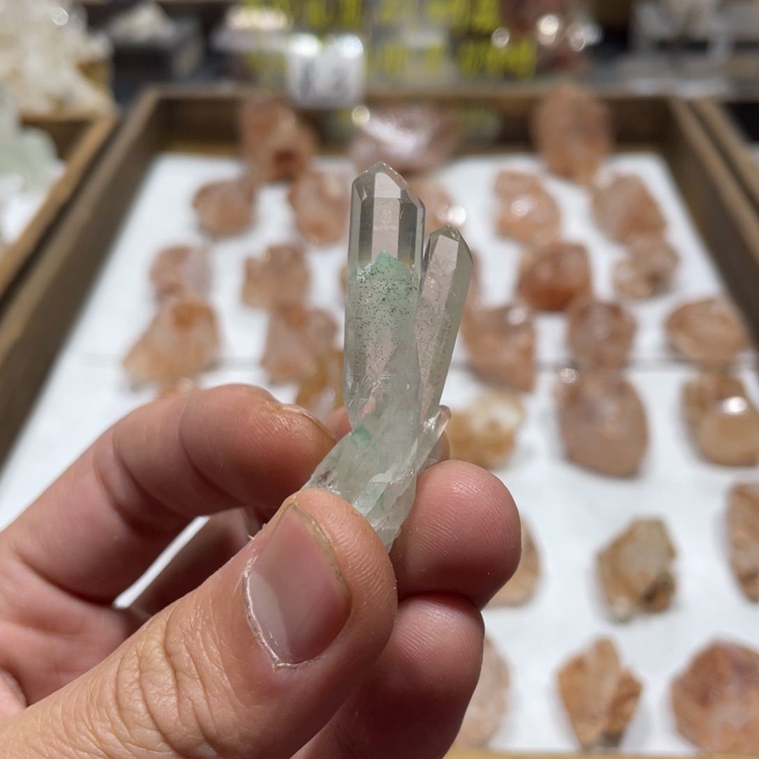 水晶、水晶、水晶未镶嵌水晶