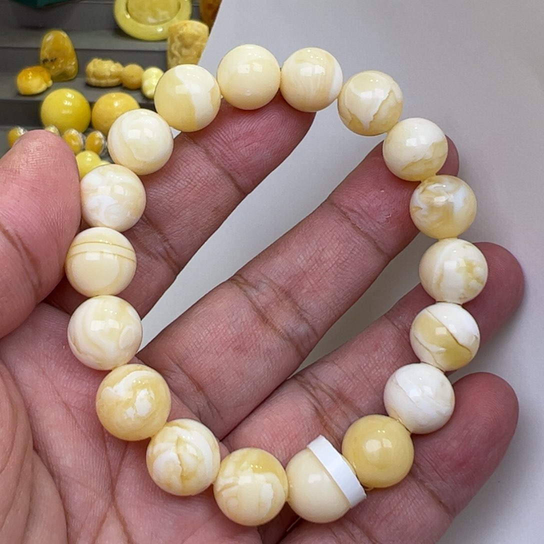 【闪购商品】未镶嵌琥珀裸石11➕16克