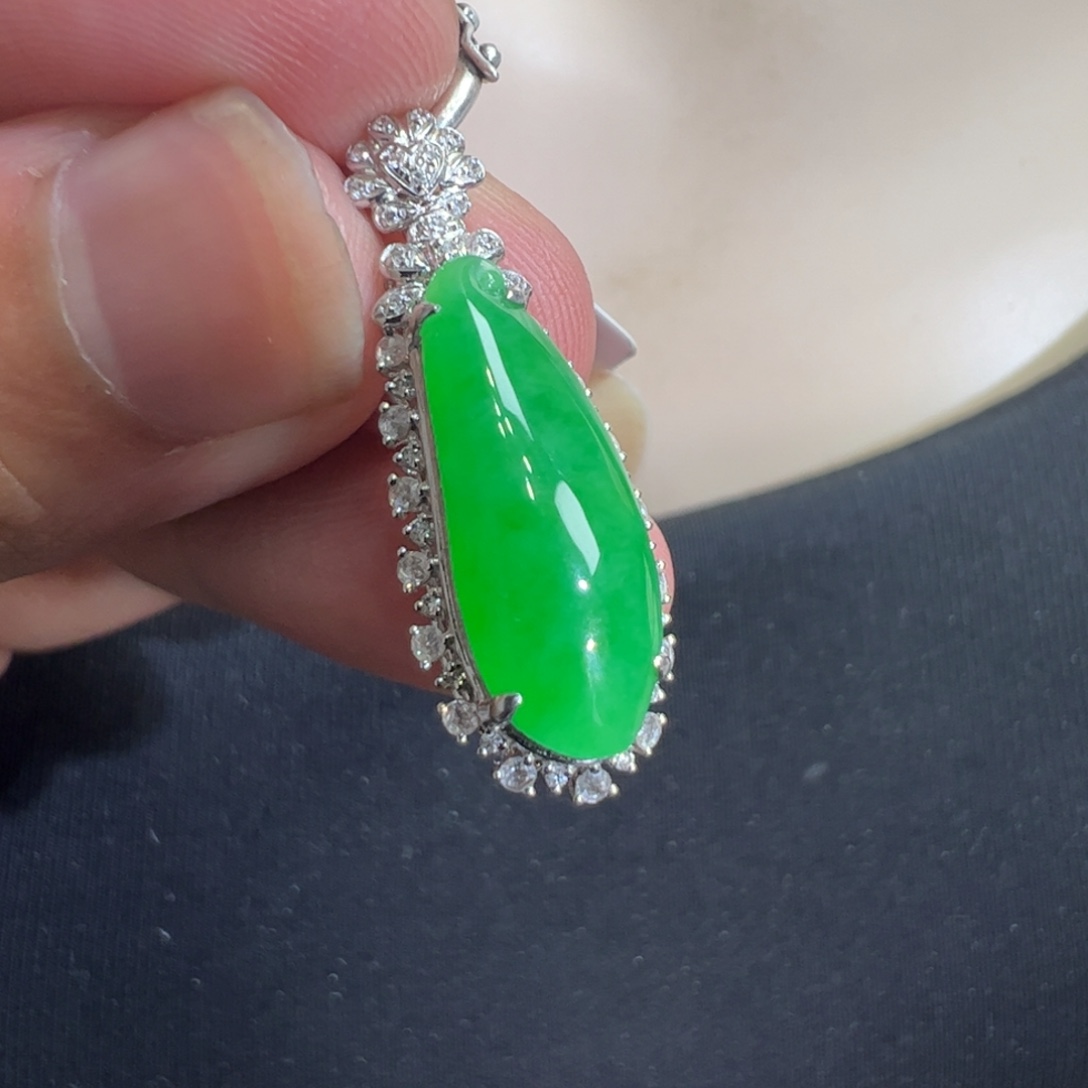 翡翠18K金镶嵌吊坠(不含链)