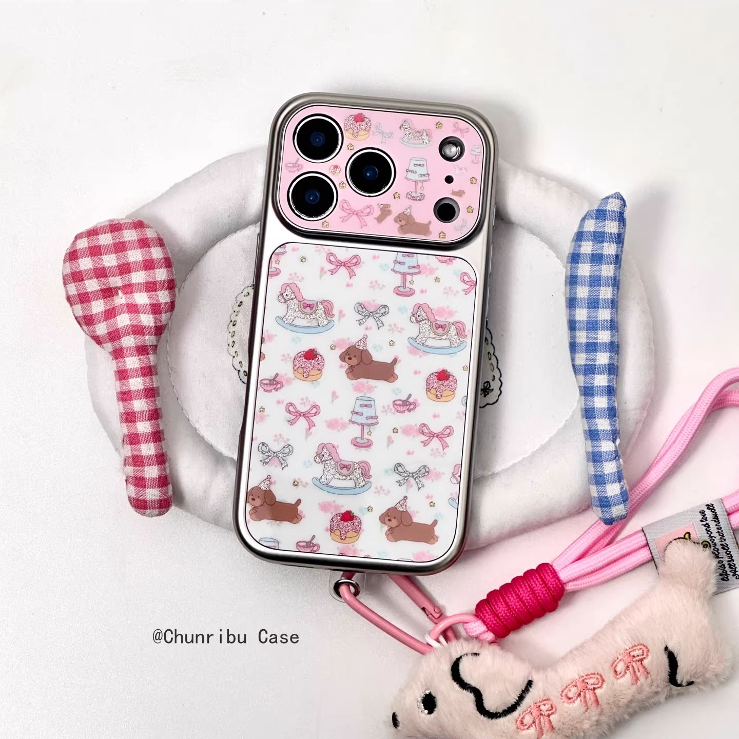 百变闪粉木马腊肠狗少女心粉嫩适用苹果17/16promax手机壳15/14