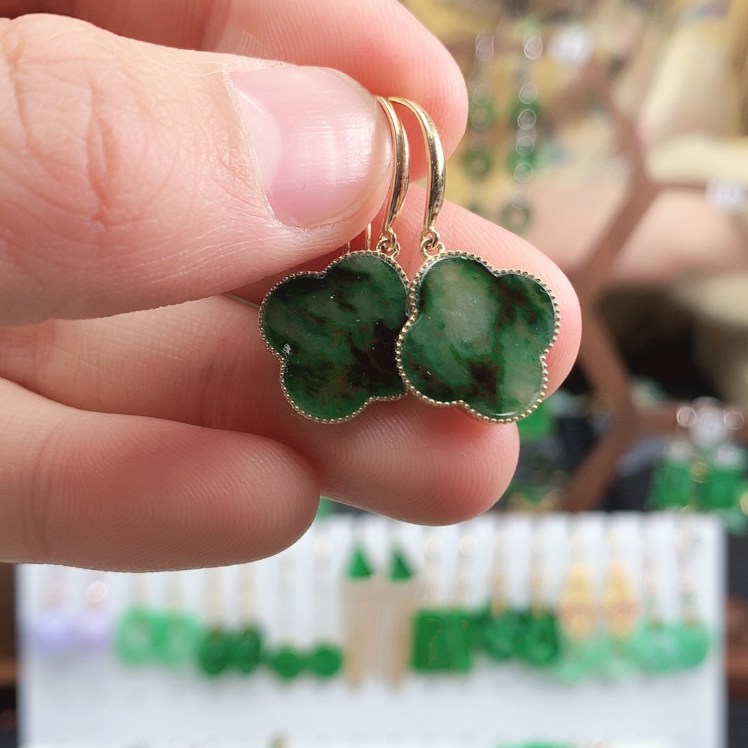 翡翠耳饰18K金镶嵌耳饰