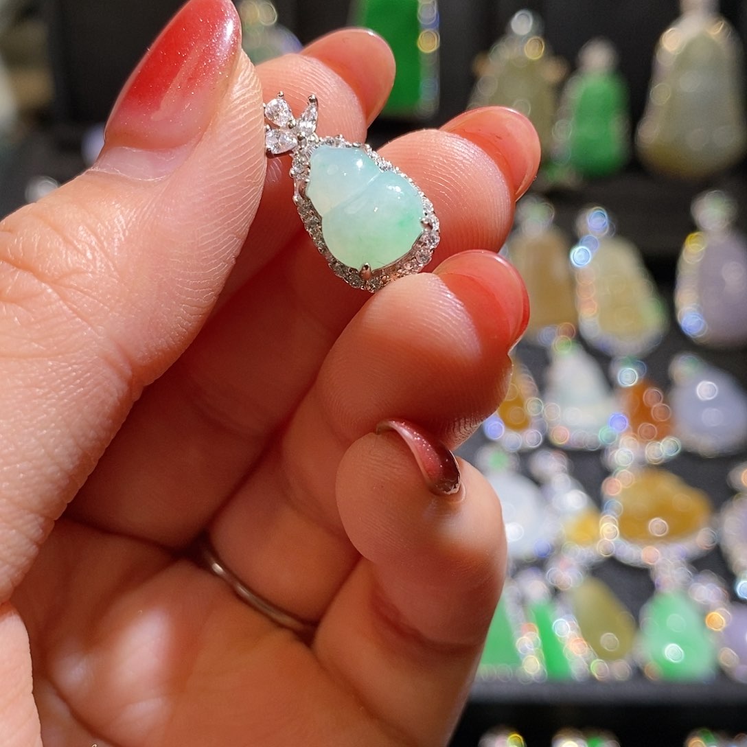 颈饰银S925镶嵌翡翠天然翡翠