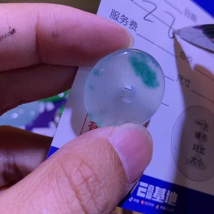 爱****鞋吊坠百搭男女款多样性发其一