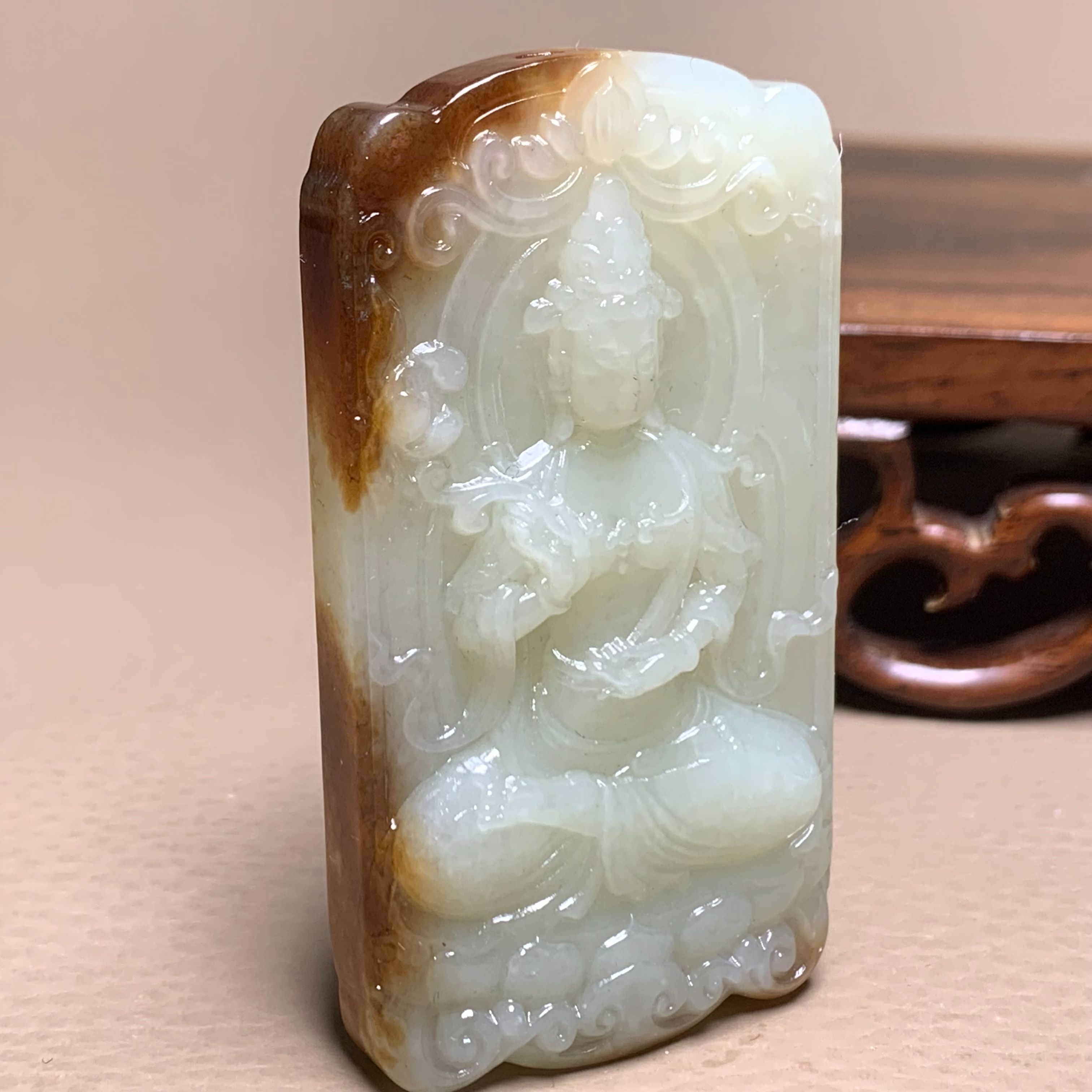 D1063珠宝玉石精选和田玉牌子